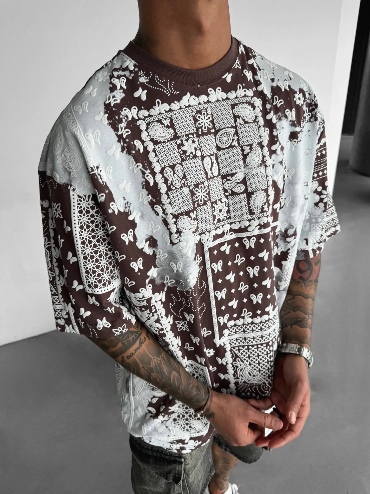 Oversize Carpet T-shirt - Brown